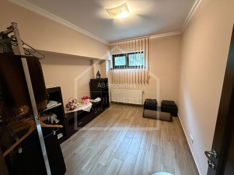 Apartament 4 camere  + Garaj | Damaroaia - 14