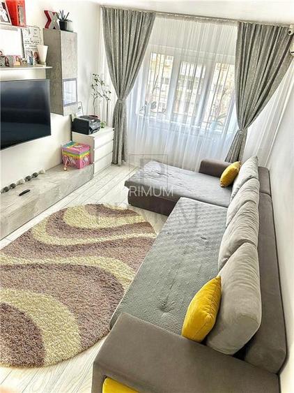 LIPOVEI | 3 CAM | ET.2 | DECOMANDAT | 2 BALCOANE | RENOVAT | CENTRALA | BOXA - 2