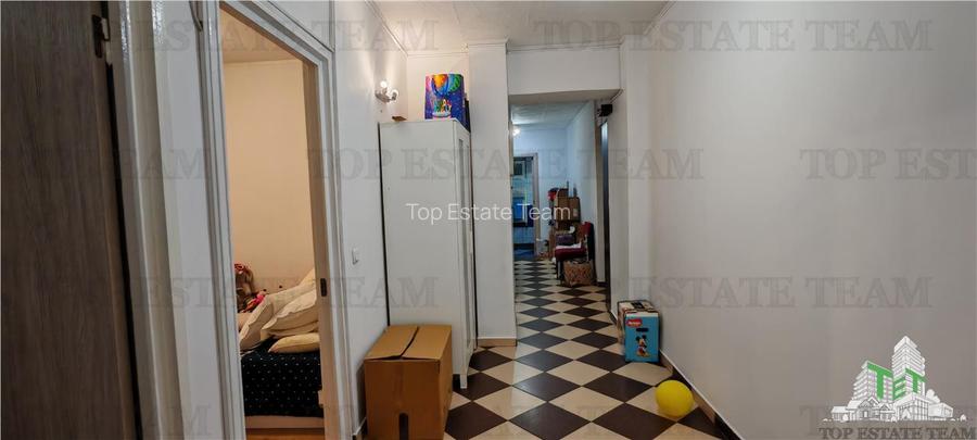 Apartament de 4 camere, cu centrala proprie, foarte spatios, in Militari, la 2 m - 7