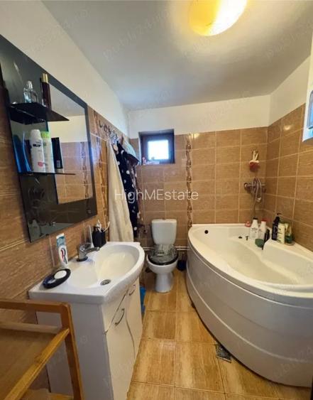 Casa De Vanzare | Zona Sanpetru | Utilități - 4