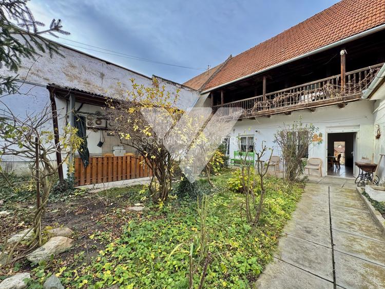 Casa 266 mp teren 800 mp - Cisnadie - pentru locuinta sau pensiune - 2