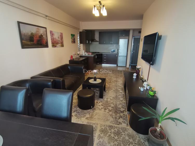 INCHIRIEZ apartament 2 camere,recent renovat,zona Mihai Viteazul - 3