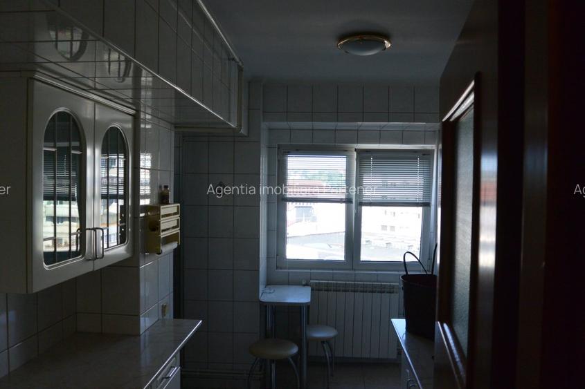 3 camere UltraCentral , zona Bancorex , liber / mobilat / utilat ! - 24