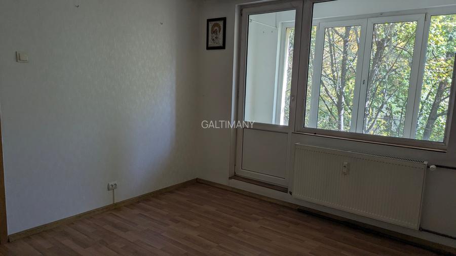 Apartament 4 camere  decomandat, 2 minute de Bulevardul  Constantin Brâncoveanu. - 9