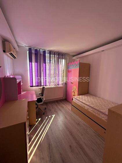 Vanzare apartament 3 camere Drumul Taberei Frigocom - 4