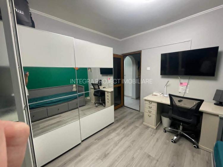 VANZARE APARTAMENT 3 CAMERE -VATRA LUMINOASA-MAIOR CORAVU - 8