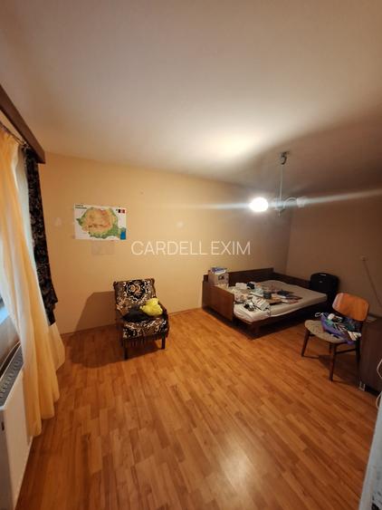 Apartament la casa cu front stradal - 9