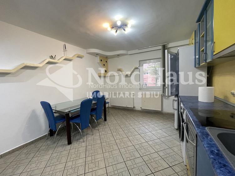 VÂNZARE – Apartament 3 camere decomandat | Zona Mihai Viteazu - 3