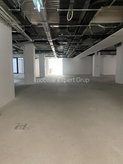 Universitate, imobil S+P+3 - 8