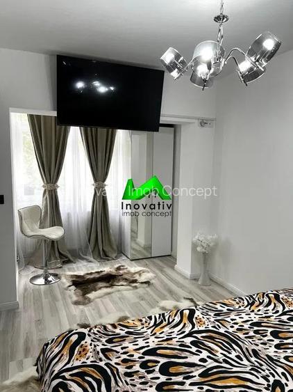 Apartament de vanzare 2 camere Vasile Aaron Milea - 2