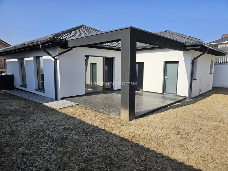 Casa pe un singur nivel - single - 123 mp utili - Sura Mare - 9