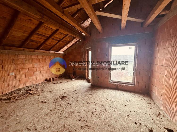 Vila la rosu  + teren 500 mp de vanzare – Zona Fermelor - 8