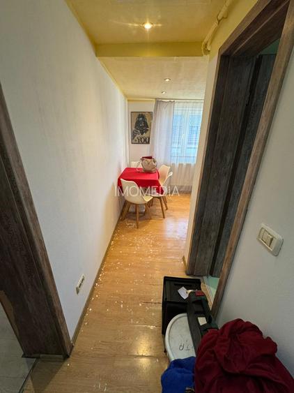 apartament 1 camera, 30 mp, decomandat, zona Aradului,240 euro - 5