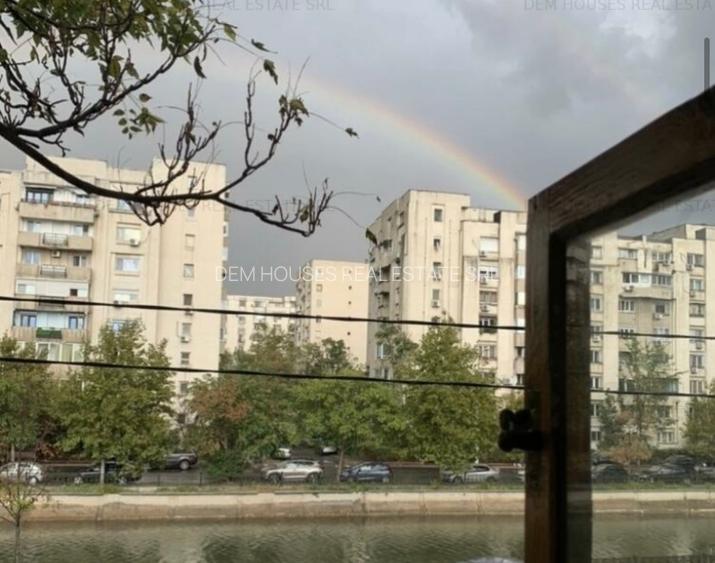 Vila p+m+1 in ultracentralul capitalei,stradal pe Splaiul UNIRII,locatie top - 7