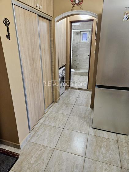 2 camere decomandat la etajul 1 in triunghiul Aviatiei - 7