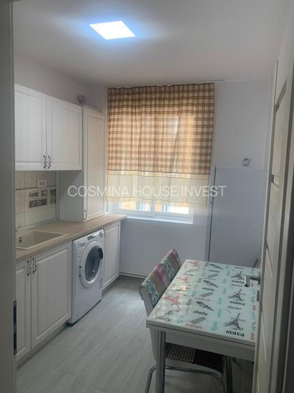 Se inchiriaza  in centru apartament cu doua camere, pret 400 euro lunar. - 3