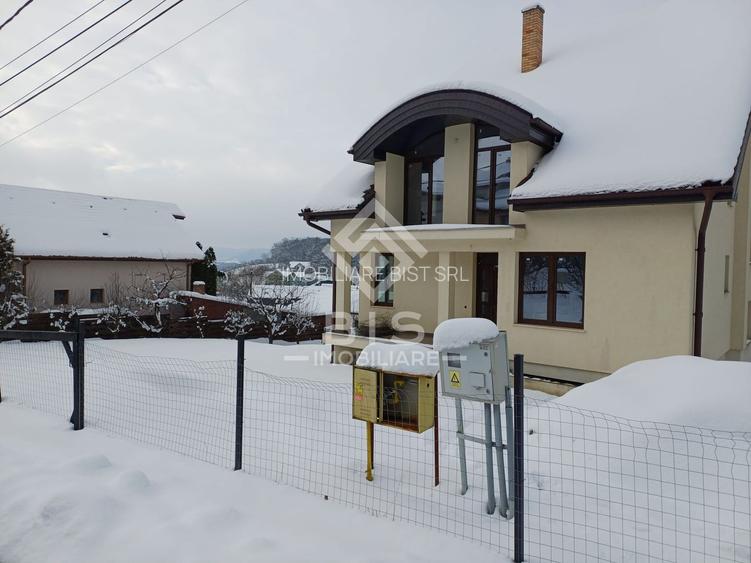 Casă individuală cu demisol, parter și etaj – 186mp - 2