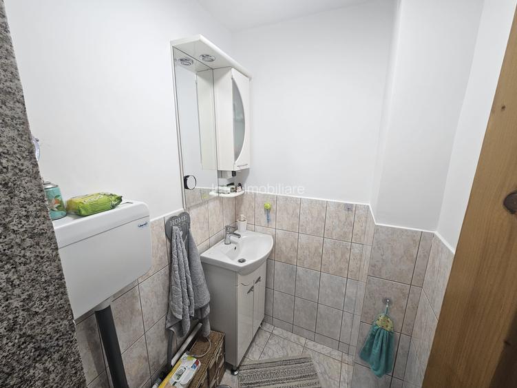 Apartament 3 camere decomandat – zona, Continental COD : 160165 - 8