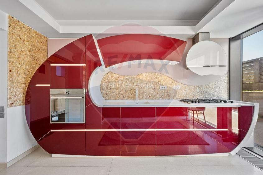 Vilă Futuristă: Eleganță & Inovație la limita pădurii, piscină, 4500mp - 11