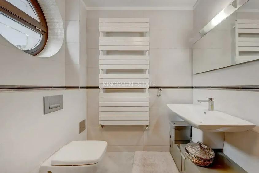 Vila de Lux ideal familie / sediu de firma in zona centrala - 12