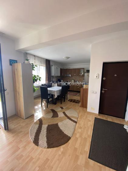 Apartament de 65 mp utili,parcare inclusa,etaj intermediar - 5