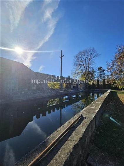 CLADIRI + 1 HA TEREN DE VANZARE PENTRU DEZVOLTARE BUSSINES - CAZARI, AGREMENT, A - 2