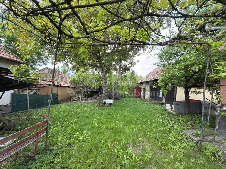 Teren intravilan cu casa renovabila | 2500mp teren | Front 21m | Aiton - 2