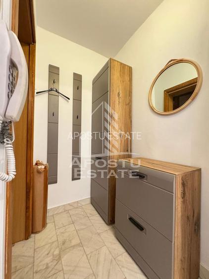 Apartament cu 3 camere, decomantat, etajul 2 , zona Spitalul Judetean - 16