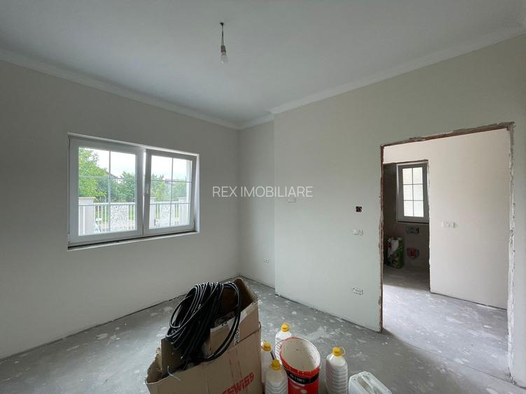Duplex desparțit - 5 camere și 3 băi- Moșnița Nouă - 7
