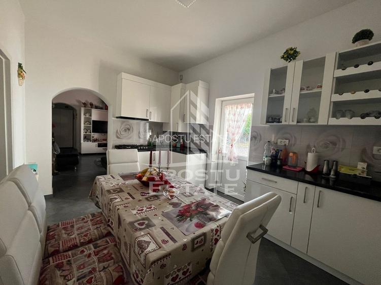 Casa individuala cu 4 camere, 729 mp teren, zona Elisabetin - 10