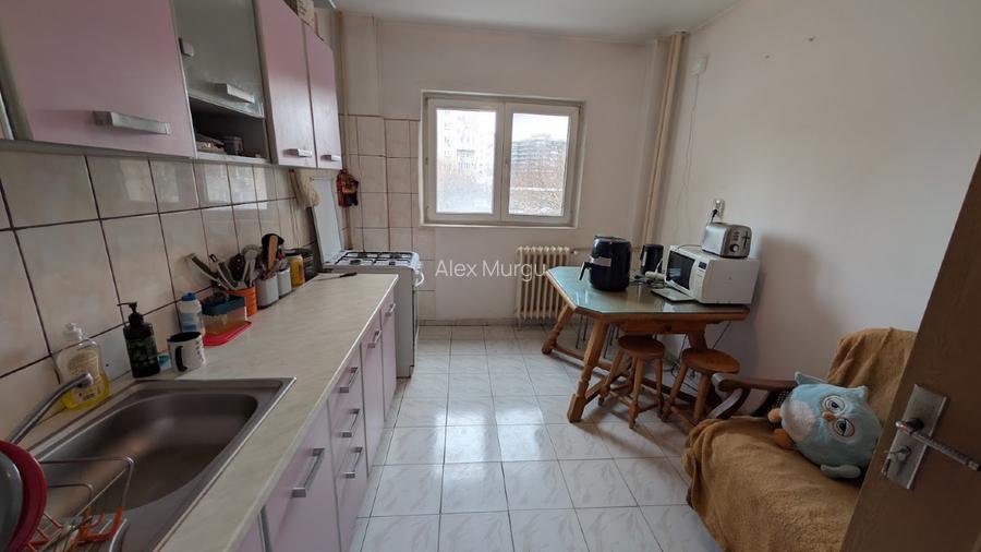 Apartament 4 camere, etaj 2/10, Șos.Olteniței, langa metrou, bloc reabilitat - 6