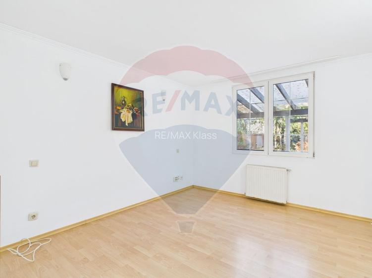 De vanzare | Vila in Paradisul Verde cu gradina si padure proprie | - 8
