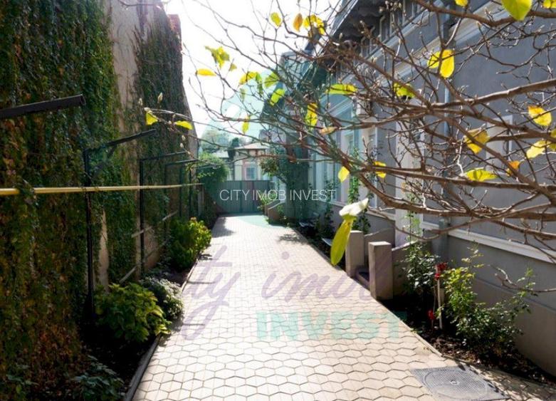 IMOBIL RENOVAT CU CURTE PROPRIE- ROND COSBUC - 2