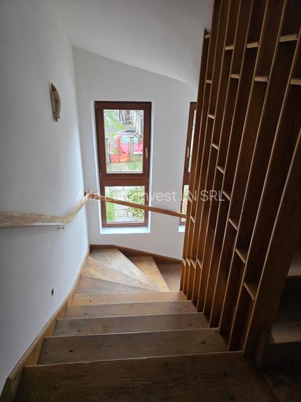 Casa ultra spatioasa 3 min de Piata Sfatului - 9