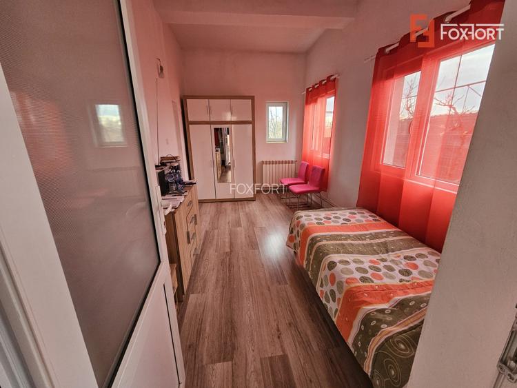 Casa individuala cu 7 camere, spatioasa in Sofronea - 6