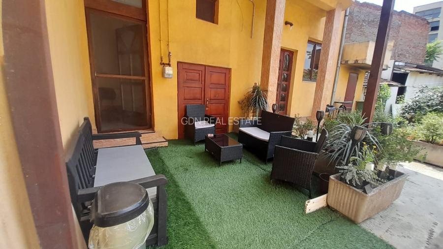 Apartament la casa cu 2 camere, suprafata utila 64 mp, zona centrala - 9