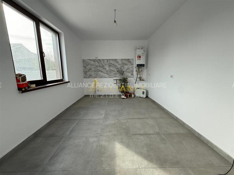 Vila individuala - 4 camere 2 bai - pod - incalzire pardoseala - 6