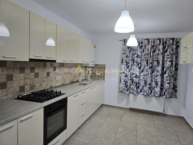 Casa mobilata si utilata- 4 camere - 2 bai - 350mp teren - 10