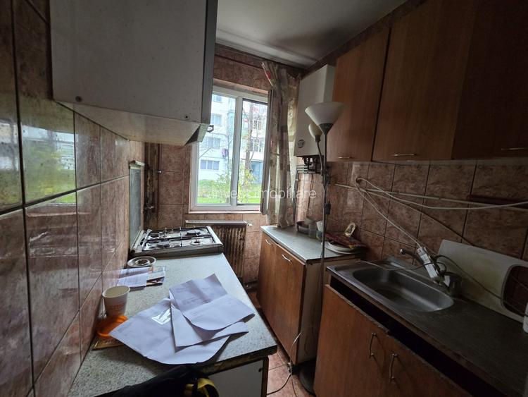 DE VANZARE-APARTAMENT 2 CAMERE-ALEXANDRU CEL BUN - 3