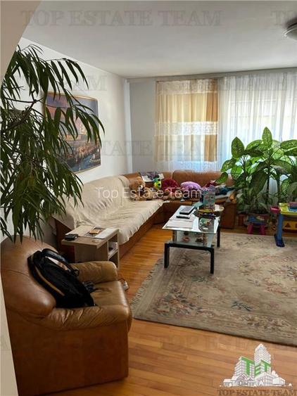 Vila de exceptie 6 camere 450 mp utili, 1000 mp teren, piscina Rosu-Padure - 10