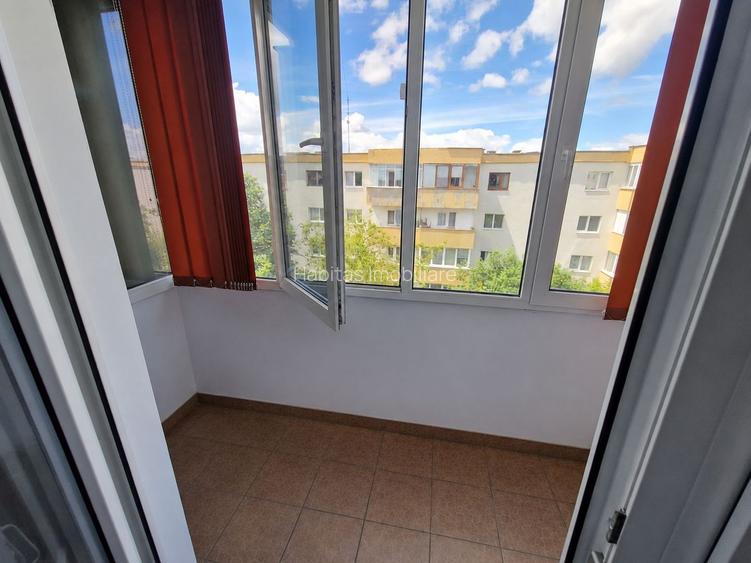 Apartament 3 camere decomandate de inchiriat, zona str N Titulescu - 19