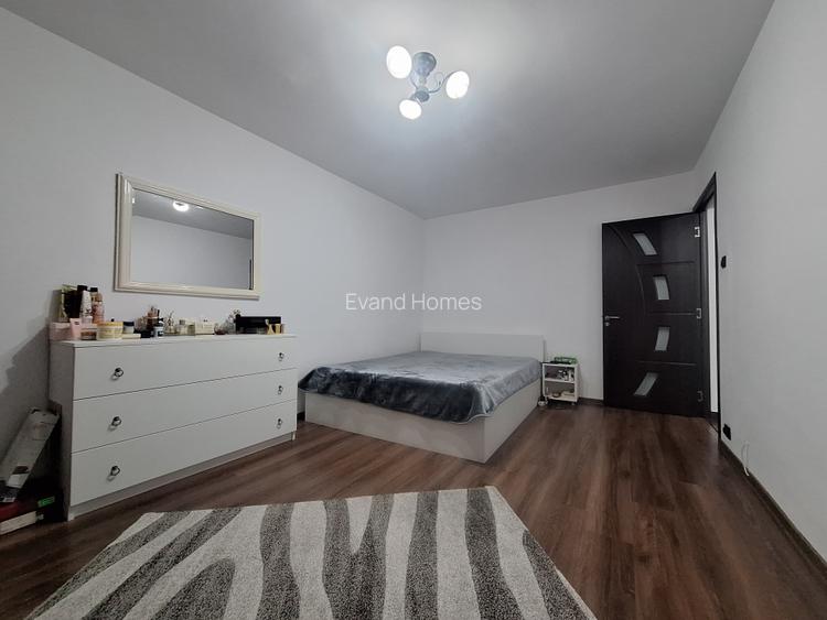 Oportunitate-Apartament cu 3 camere-bloc izolat cu vata-Lipovei - 2