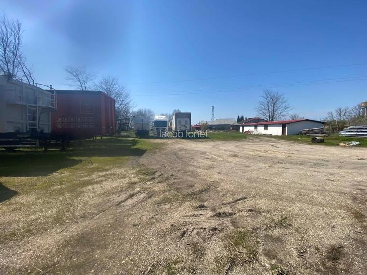 Teren de vanzare/inchiriat - 3