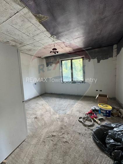 Casa / Vila cu 7 camere de vanzare - 10