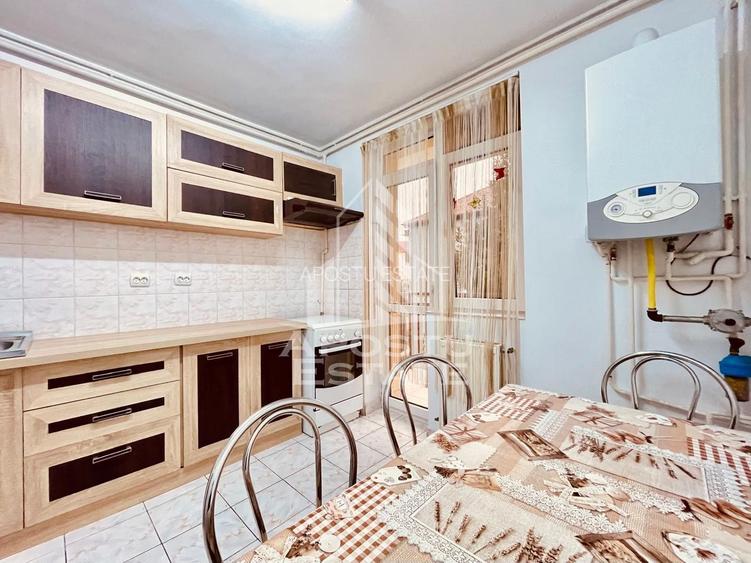 Apartament 2 camere ,zona Micalaca - 2