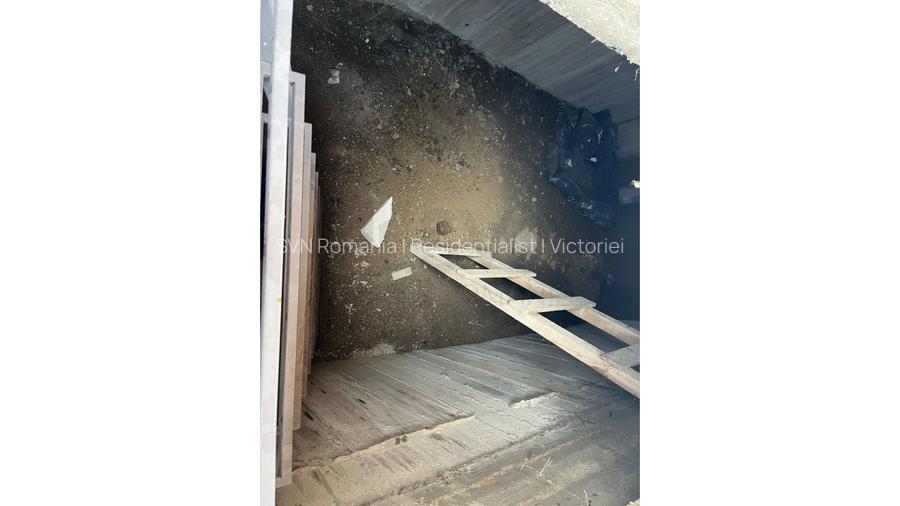 REV2005495 Casa cu teren in centru Sabareni - 15