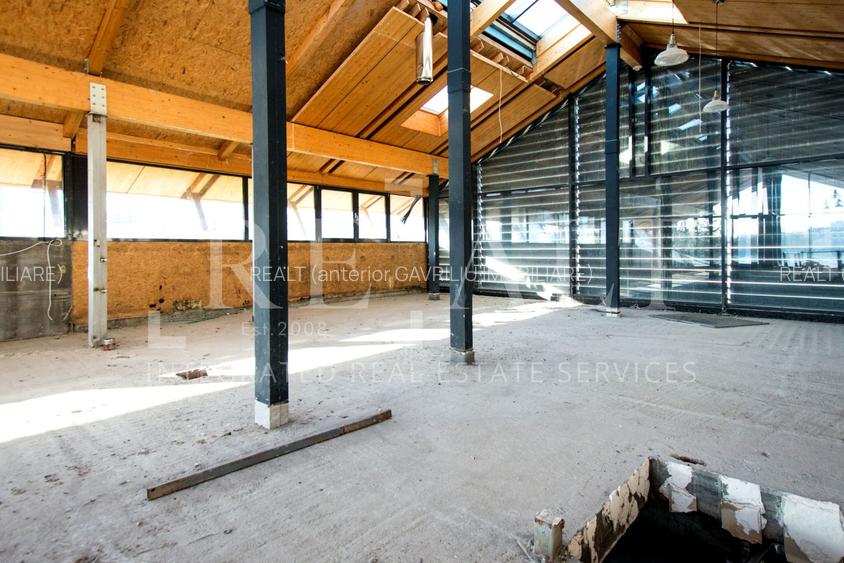 Vanzare casa. vila 7 camere | Arhitectura deosebita, Deschidere lac | Petricani - 14