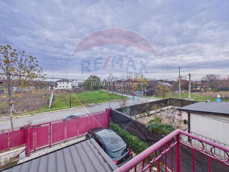 Casă / Vilă cu 5 camere de vânzare în zona Central - 20