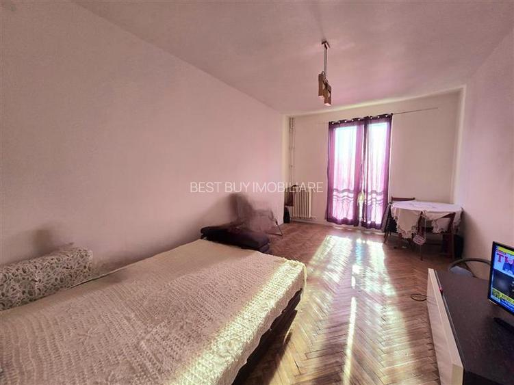 AP.2 CAM.DECOM, ET.2/3 BOXA BLOC RUSESC BUCURESTII NOI METROU BAZILESCU - 4