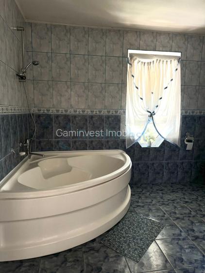 Casa cu 5 camere, singur in curte, cu Garaj zona Iosia, Oradea - 15